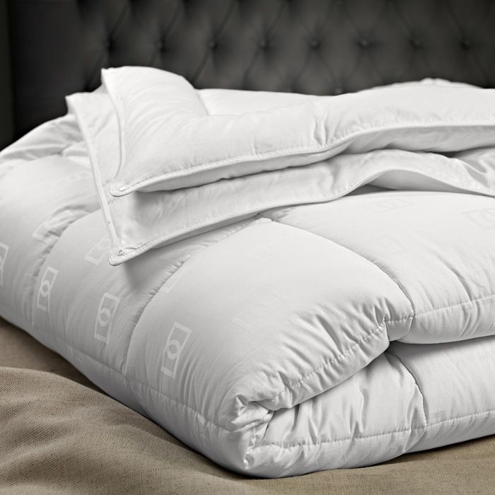 All seasons goose down duvet