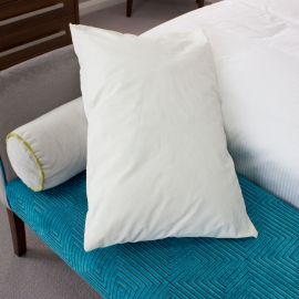 V Flame Retardant Waterproof Wipe & Dry Hollowfibre Pillow