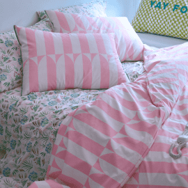 Novogratz By Utica Waverly Tile & Waverly Botanical Bedding Set
