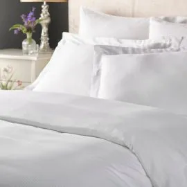 V200 100% Cotton Percale 4mm Satin Stripe XL Duvet Cover 