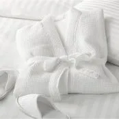V210 50/50 Polycotton Waffle Large Bathrobe