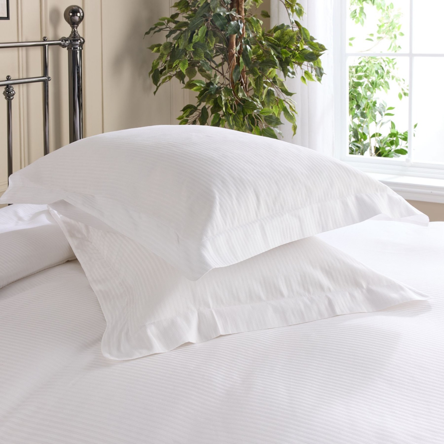200 Thread Count White Mock Oxford Cotton 0.4cm Satin Stripe Pillowcase