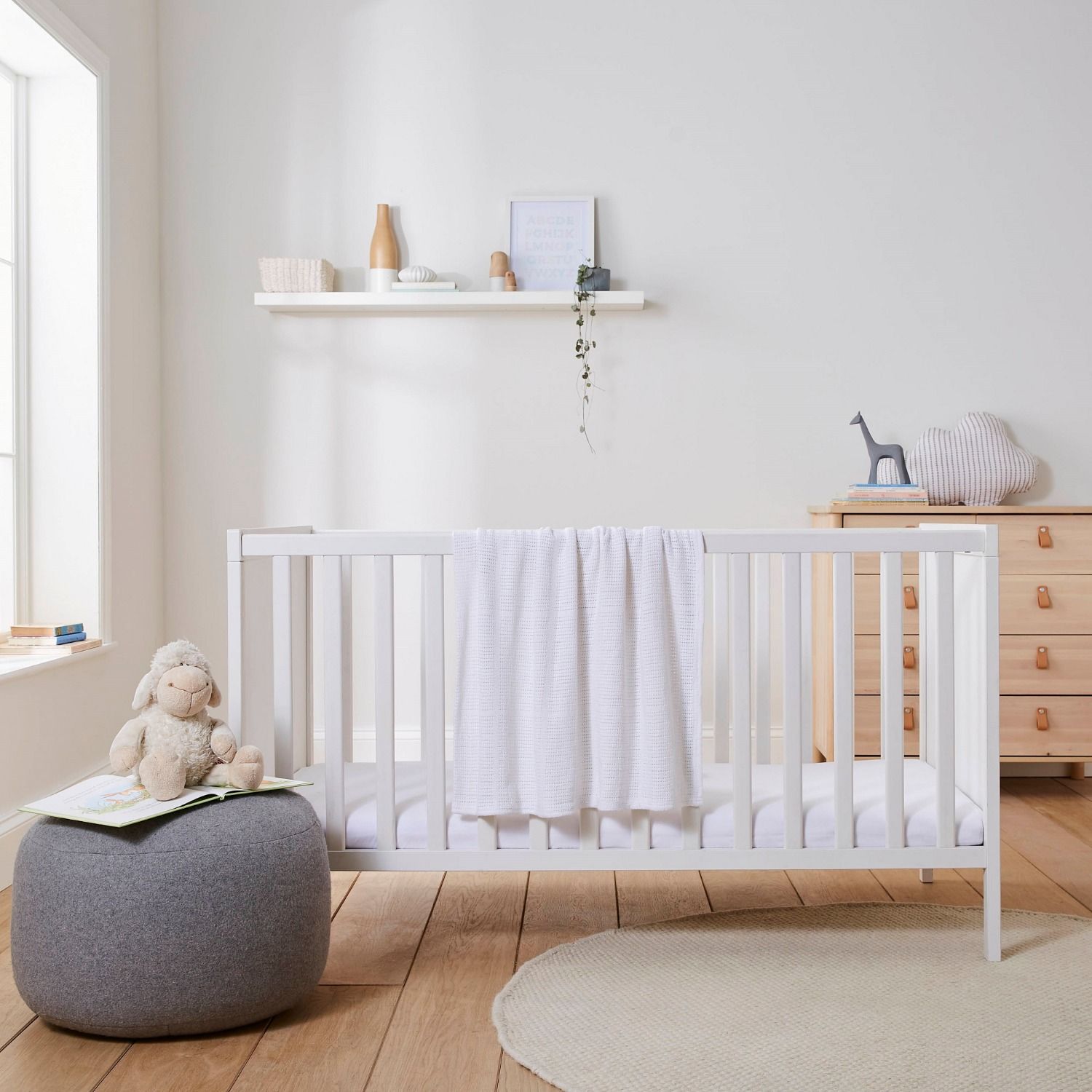 White Or Grey Cot Bed Starter Set Fitted Sheet Cellular Blanket Fleece Bl