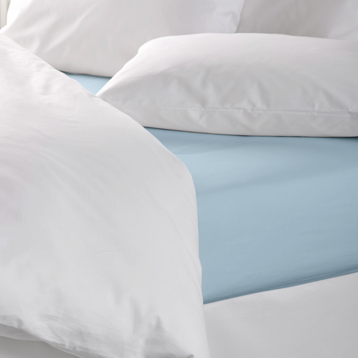 144 Thread Count Double Size Light Blue Polycotton Flat Sheet