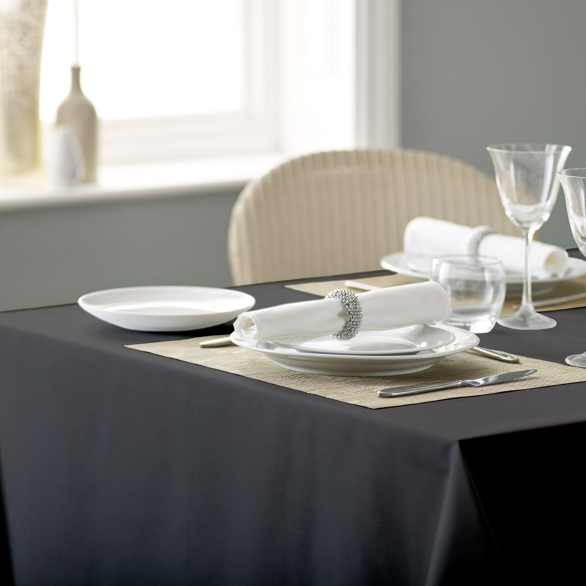 100% Polyester Plain Square & Rectangular Tablecloths Various Sizes & Colours - Picture 23 of 39