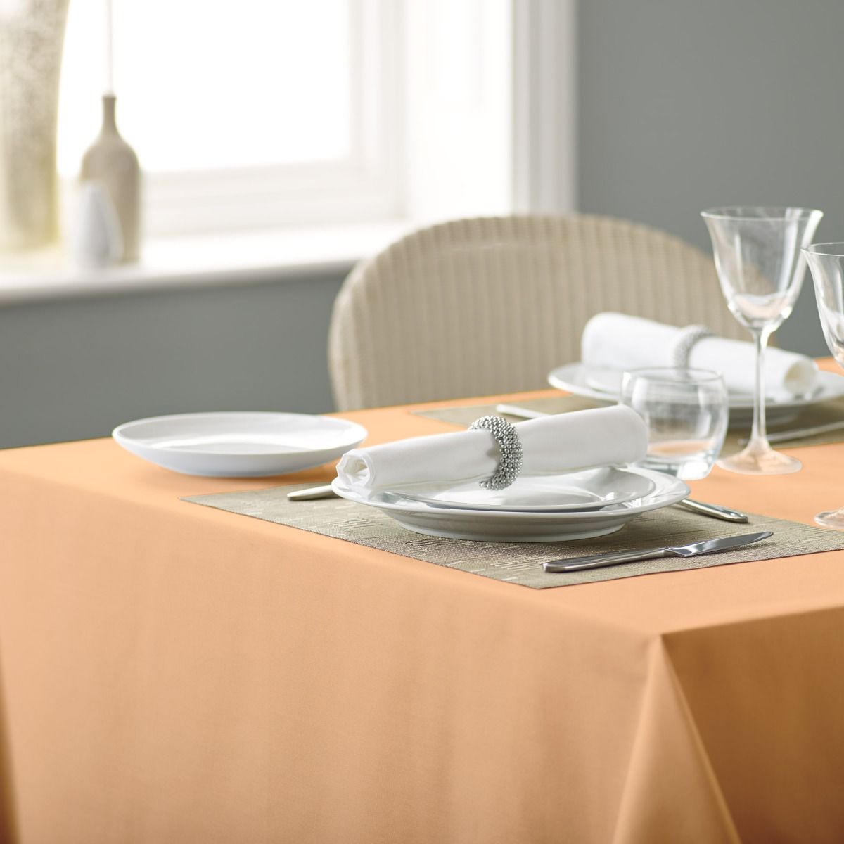 100% Polyester Plain Square & Rectangular Tablecloths Various Sizes & Colours - Picture 28 of 39