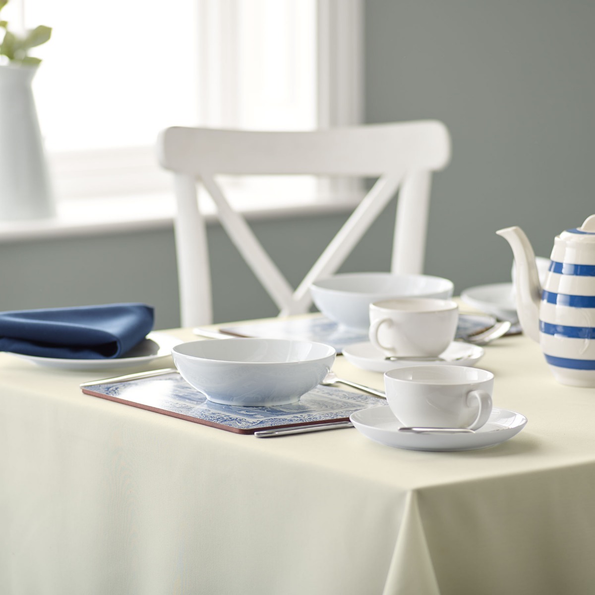 Ivory Riegel Premier Bistro Coloured Tablecloth