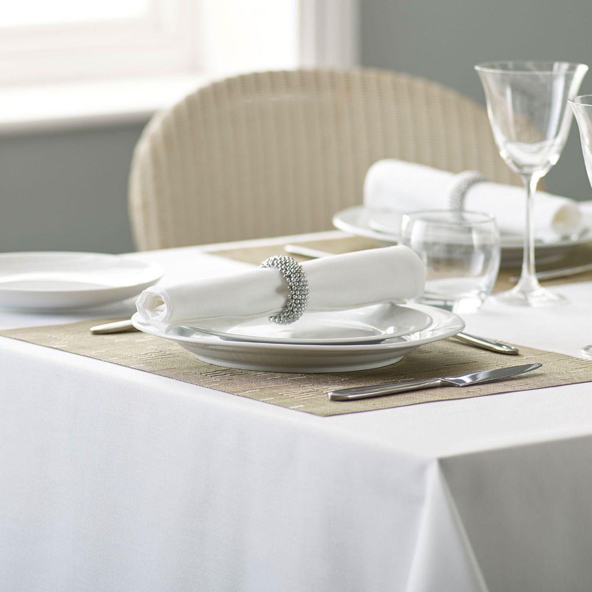 Riegel 100% Spun Polyester White Napkin