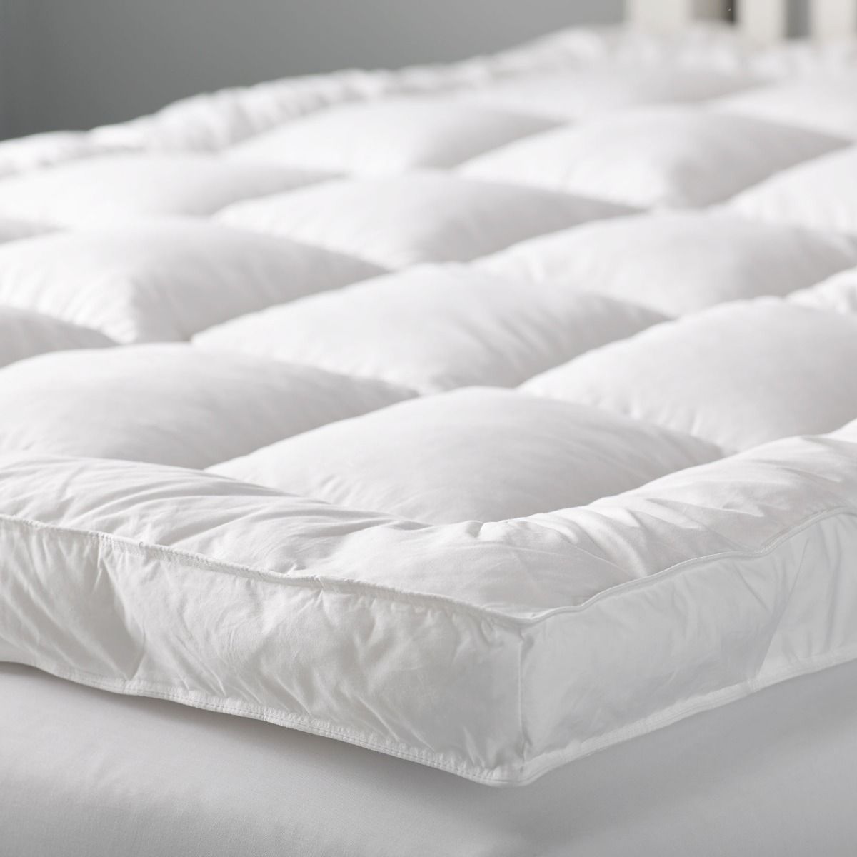 Quilted Polyester Deep Fill Mattress Topper