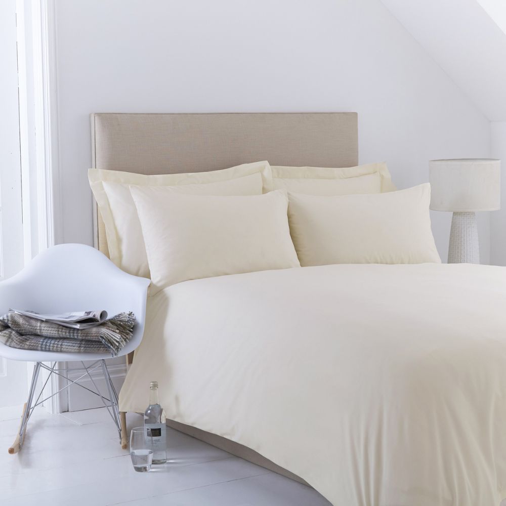 Charlotte Thomas Poetry Duvet Cover Set - Ivory - King