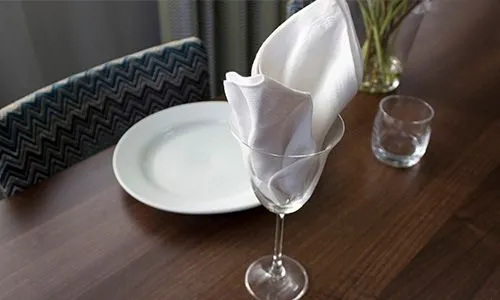 6 Linen Napkin Folding Ideas That Take Less than Two Minutes