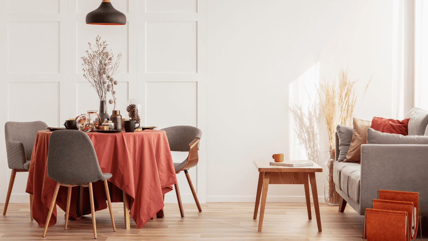 Dining room with autumnal themes