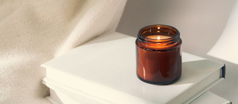 Setting the Scene with Scent – How Scent Can Help Relax and Improve Your Sleep