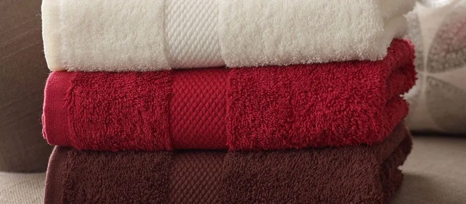 Tips for Keeping Cotton Towels From Losing Their Color