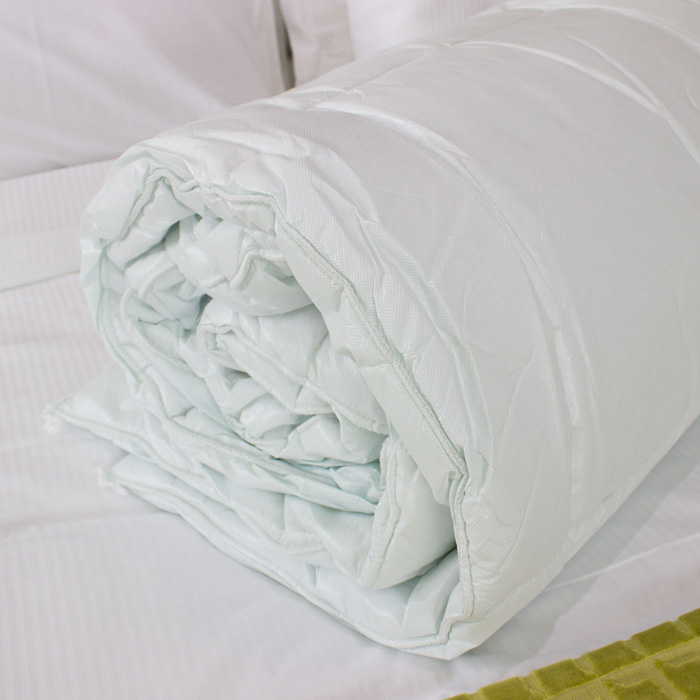 Waterproof Fire Retardant Hollowfibre GREEN TINT DUVET QUILT, WATERPROOF